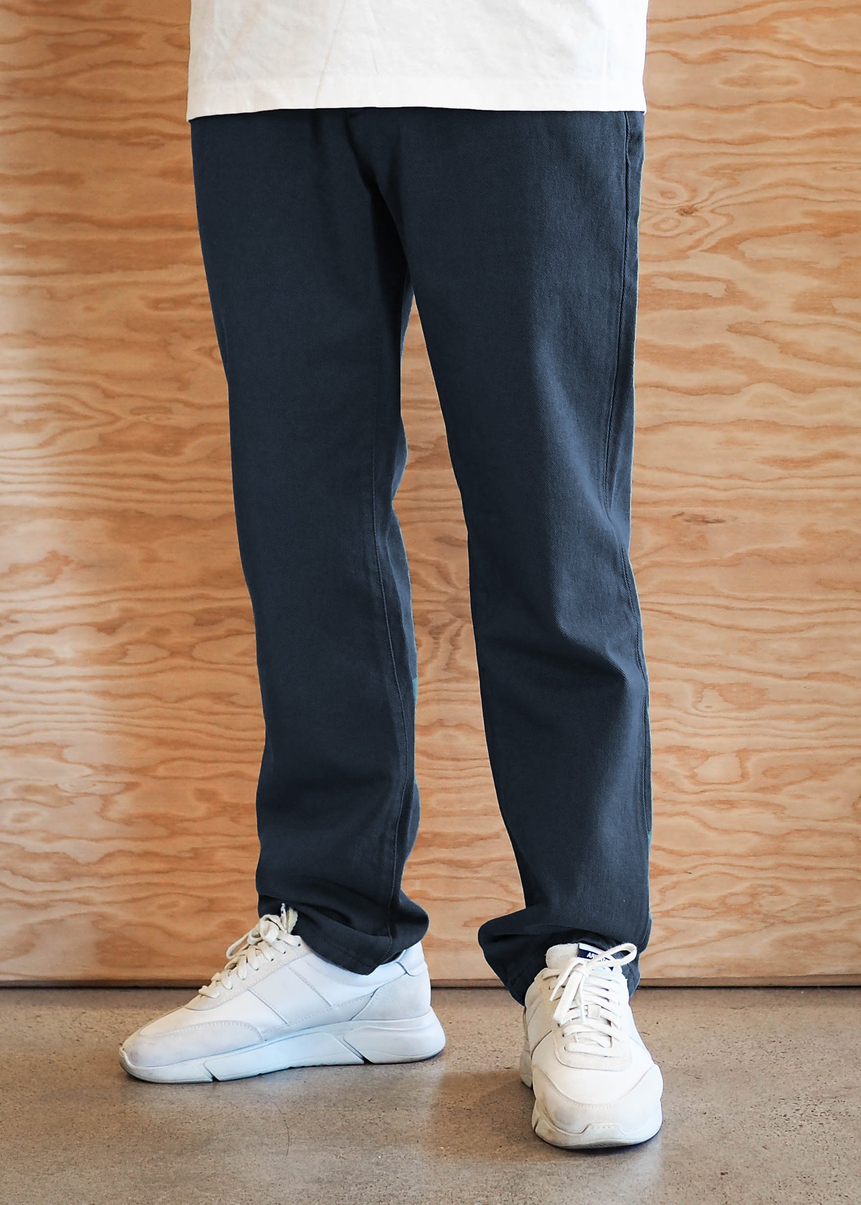 Acre Chino Navy – MONADIC